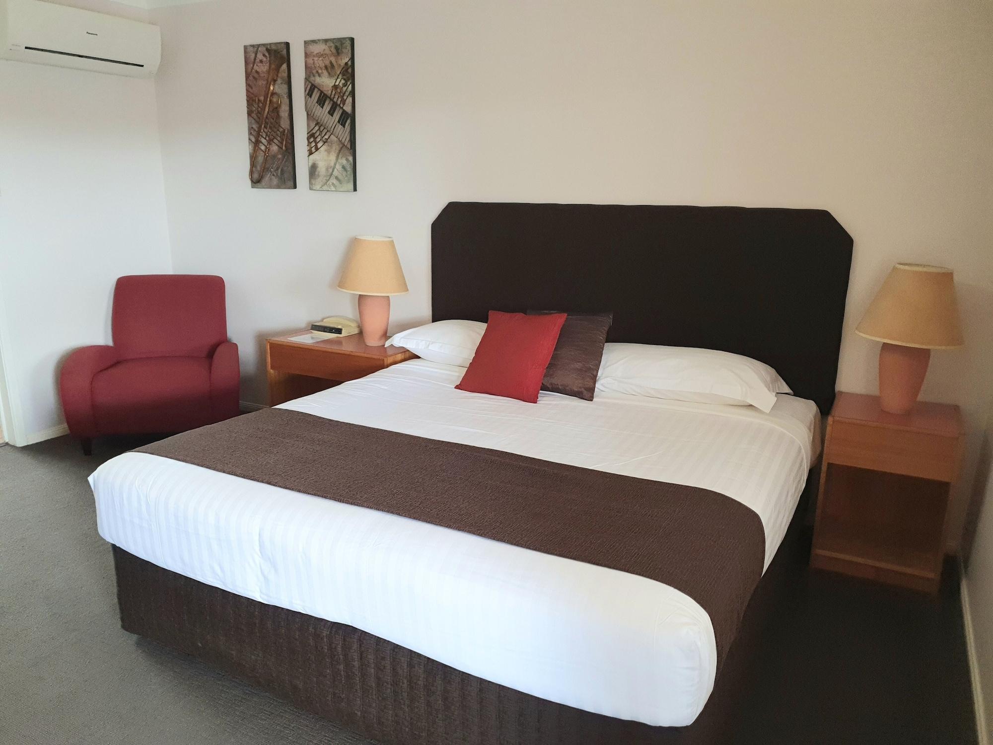 Mcnevins Maryborough Motel Eksteriør bilde
