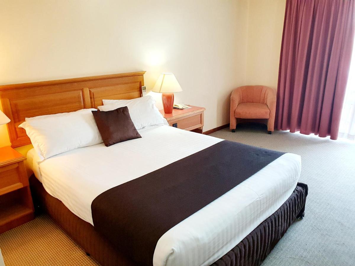 Mcnevins Maryborough Motel Eksteriør bilde