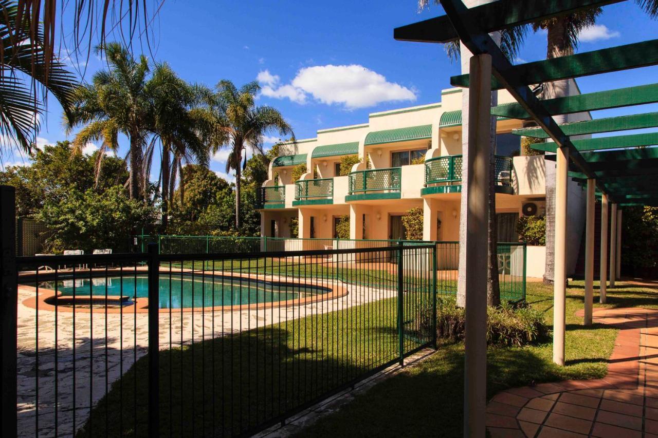 Mcnevins Maryborough Motel Eksteriør bilde