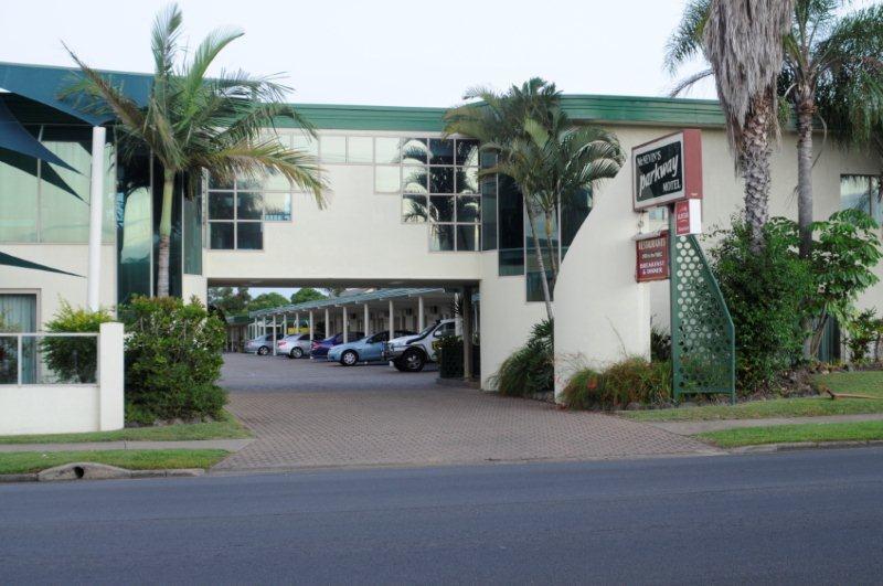 Mcnevins Maryborough Motel Eksteriør bilde