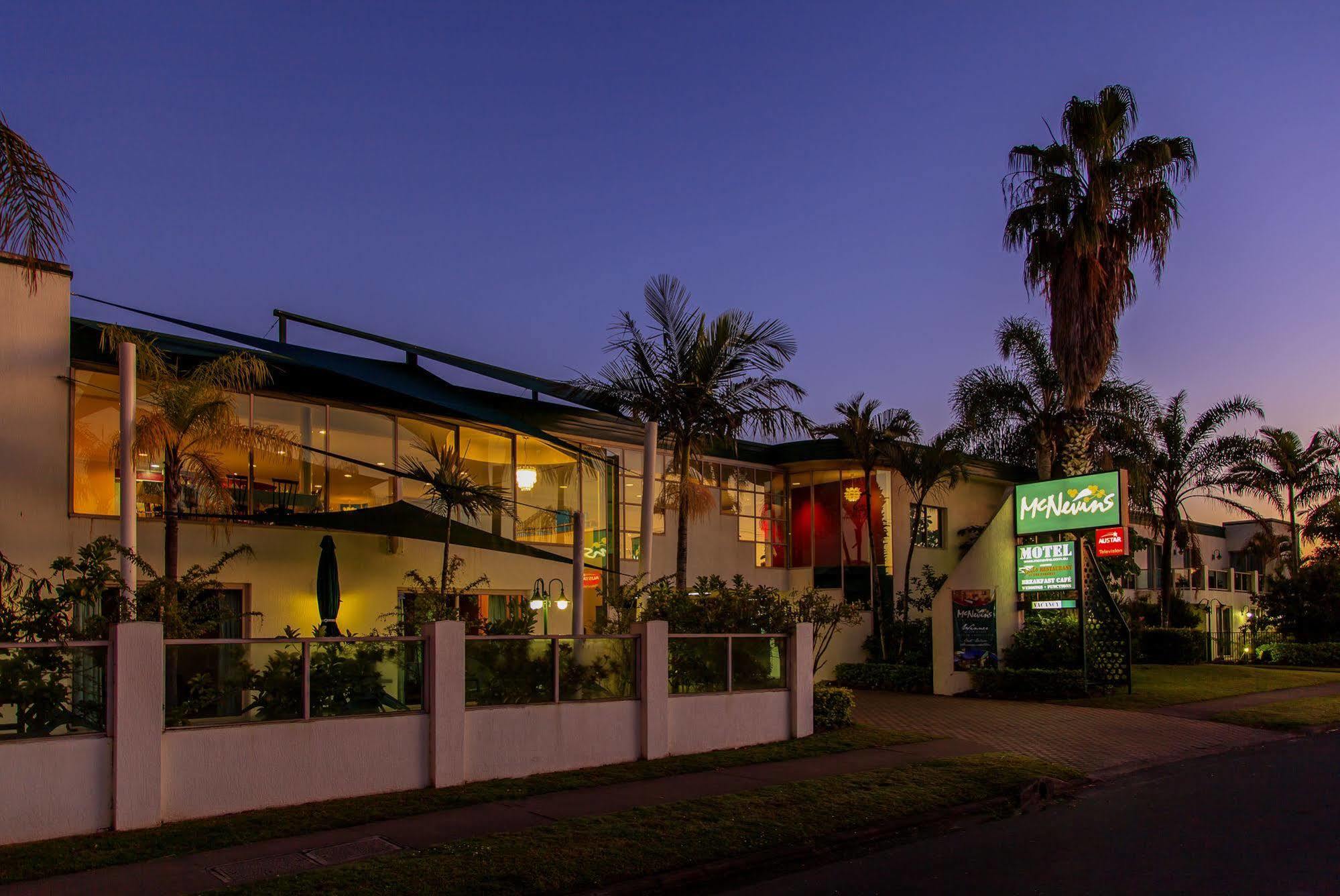Mcnevins Maryborough Motel Eksteriør bilde